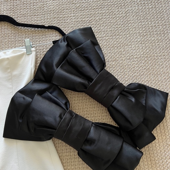 miscreants cupid dress with bow gloves - Picture 4 of 7